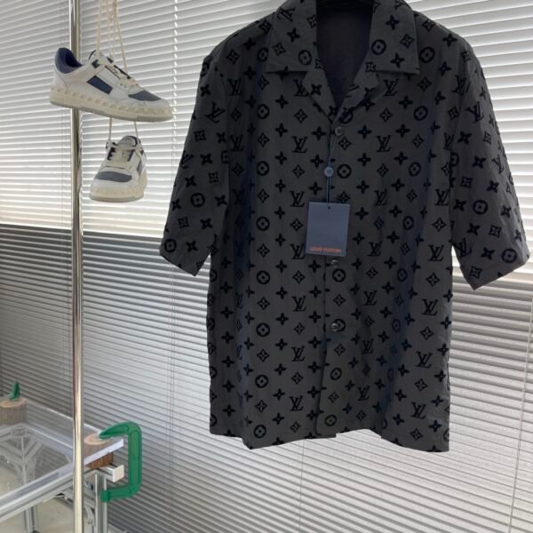 L X V  T-Shirt  Shorts £¨Suit£©SUNGLASSES