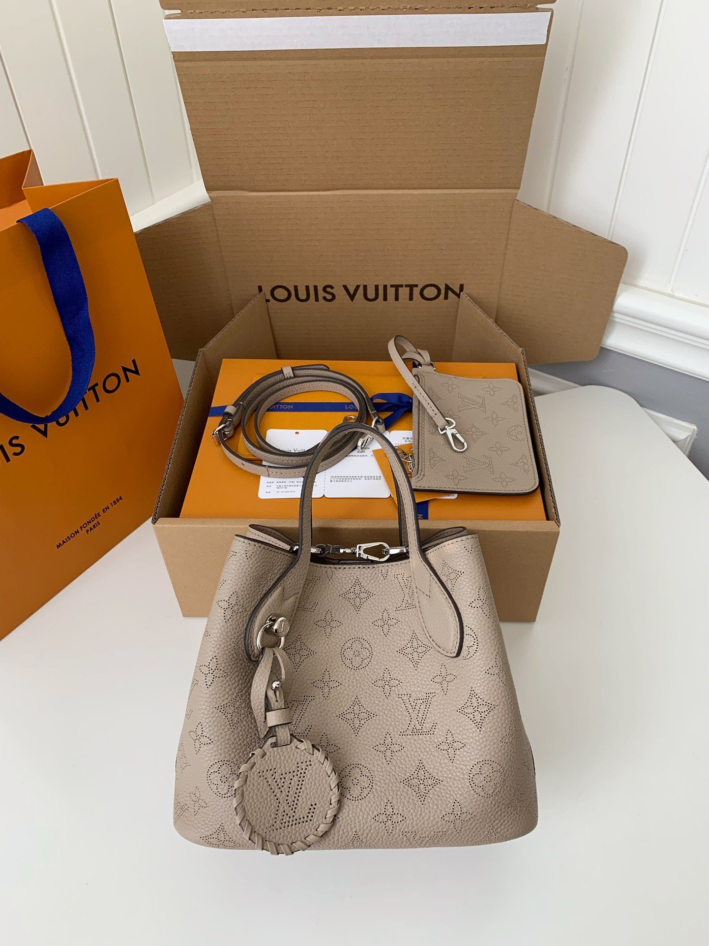 L X V BLOSSOM 20*20*12.5cm