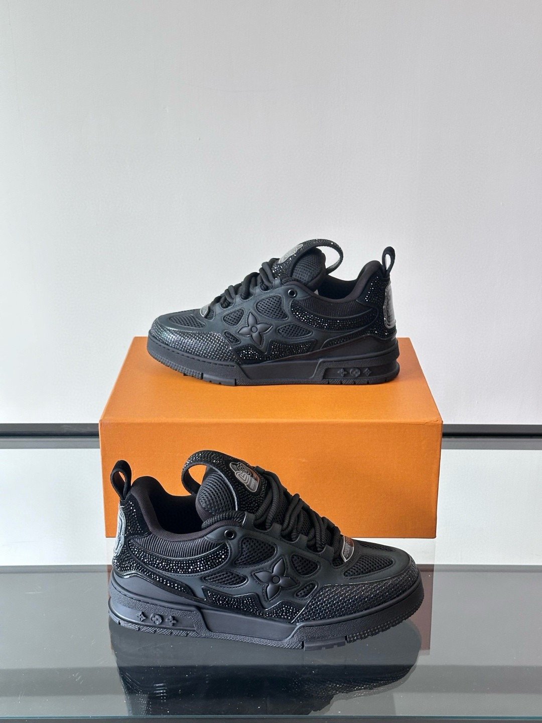 L X V Skate SneakerSUNGLASSES