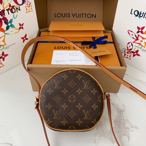 L X V  BOÎTE CHAPEAU SOUPLE  M45578 SIZE:17*18*7cm