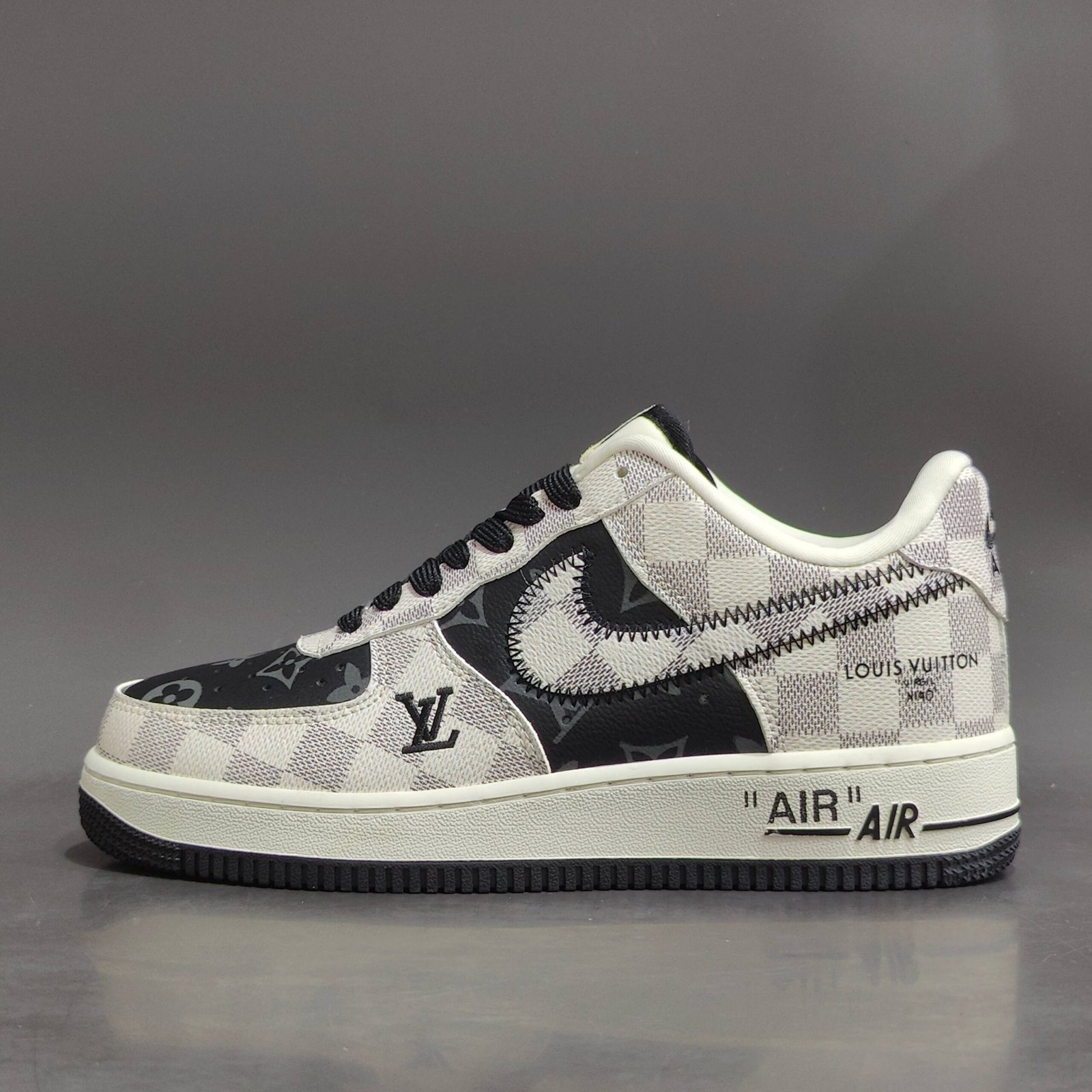 L X V X NK AIR FORCE 1 SneakerSUNGLASSES