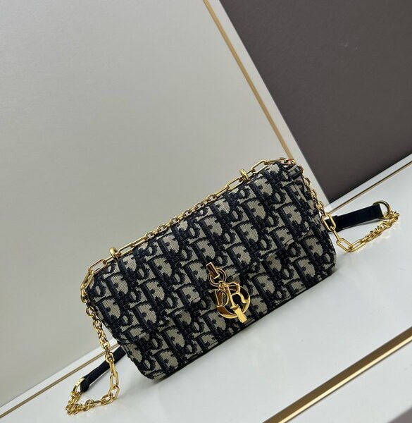 DR Shoulder bag 22x12.5x4cm（Multiple colors）