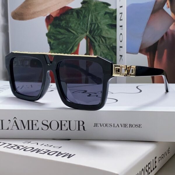 L X V SunglassesSUNGLASSES