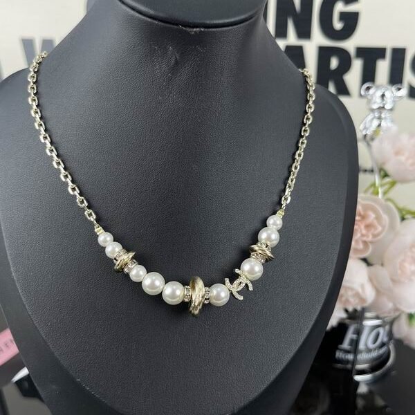 Chane NecklaceSUNGLASSES