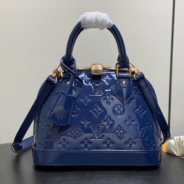 L X V Handbag 25x19x11cm