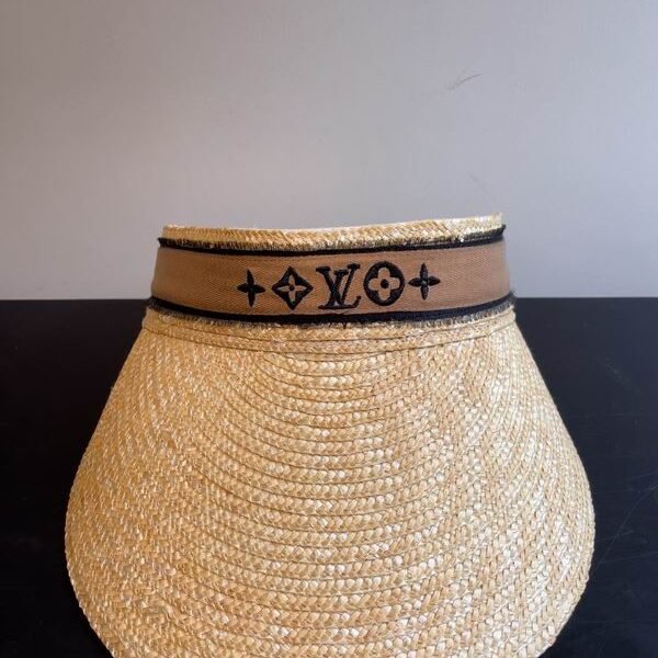 L X V VisorSUNGLASSES