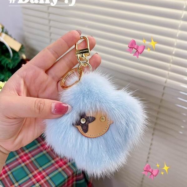 L X V Key Ring（Multiple colors）