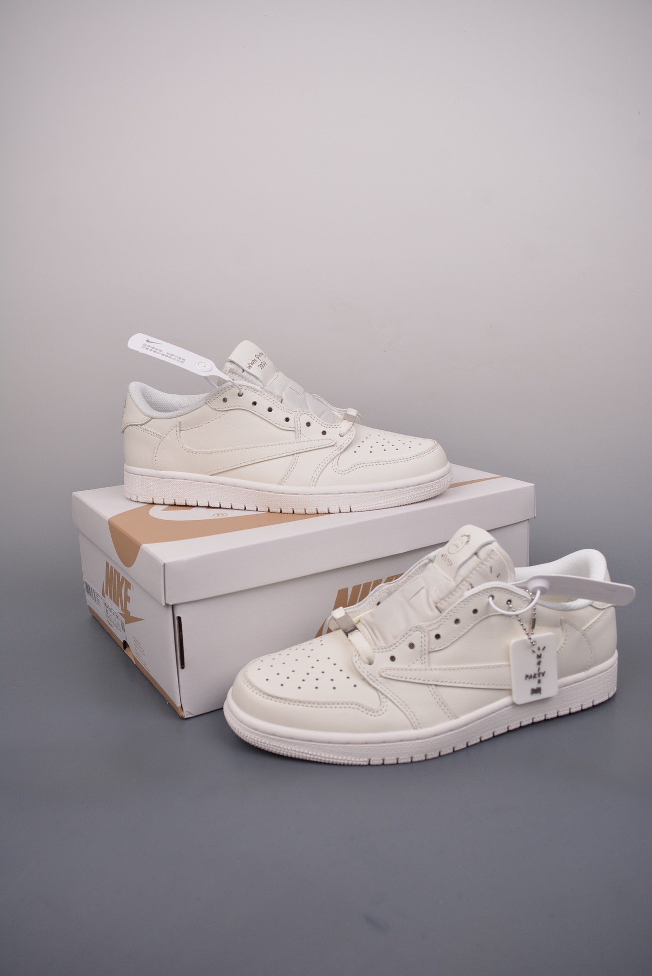 JRD 1 Retro Low Fraent x Travis ScottSUNGLASSES