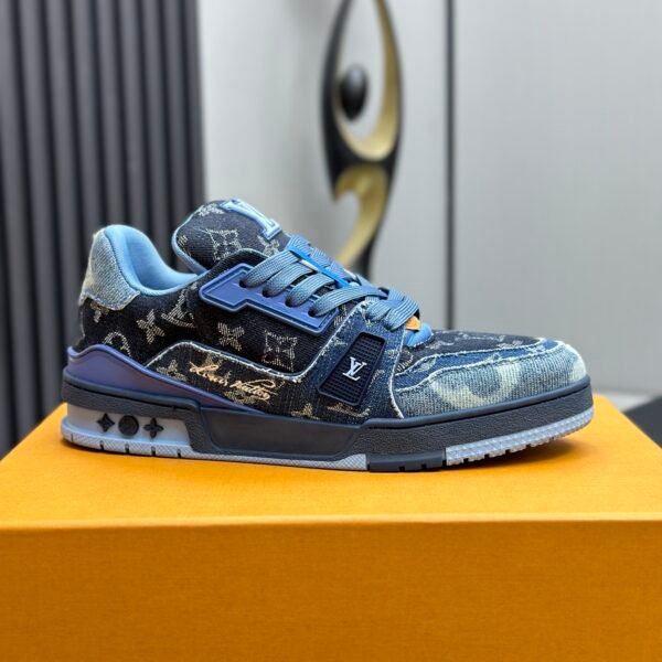 L X V TRAINERSUNGLASSES