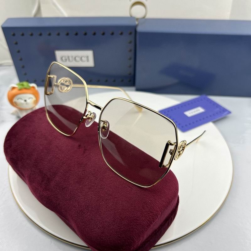 GUC SunglassesSUNGLASSES