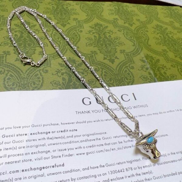 GUC necklaceSUNGLASSES