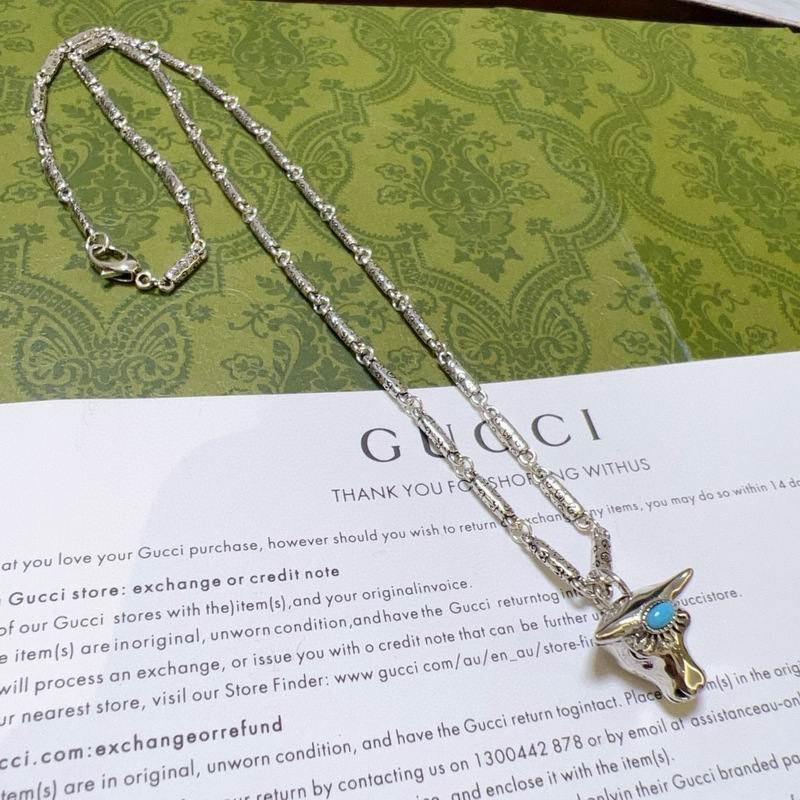 GUC necklaceSUNGLASSES