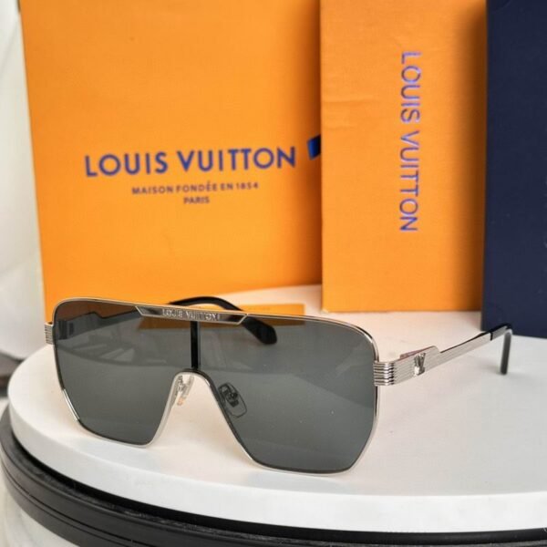 L X V SunglassesSUNGLASSES