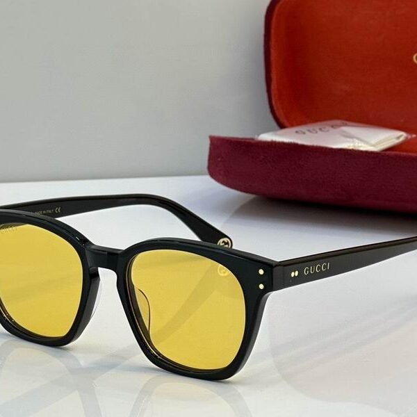 GUC SunglassesSUNGLASSES