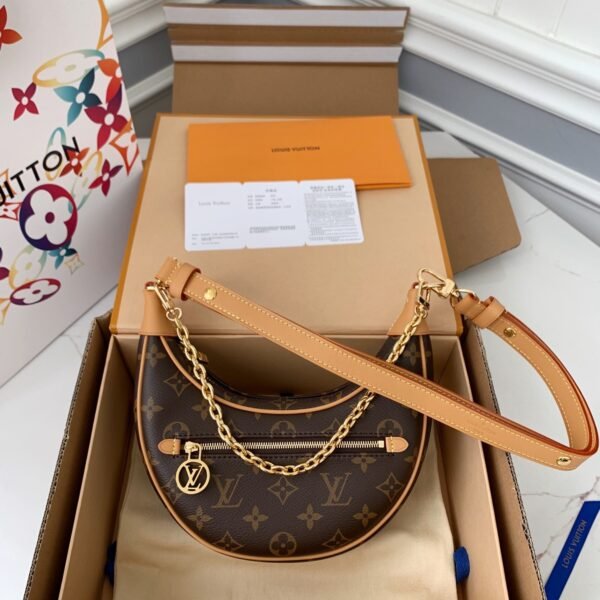 L X V Loop M81098 23*13*6cm