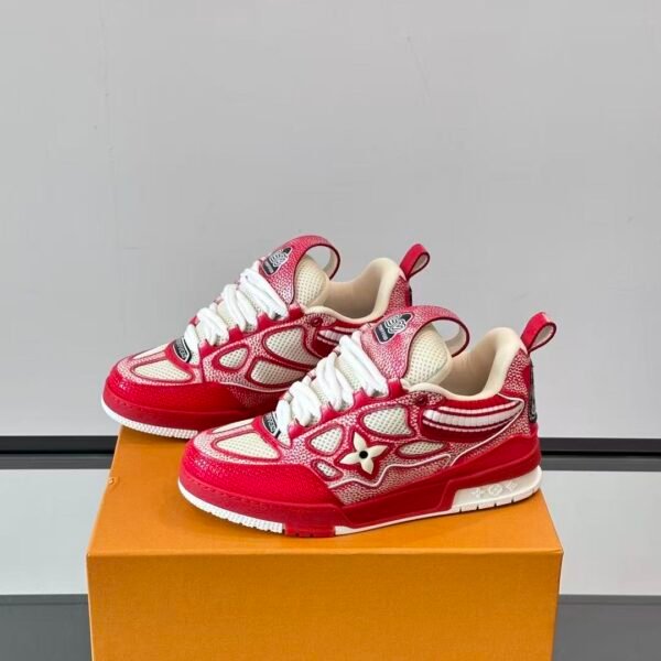 L X V Skate SneakerSUNGLASSES