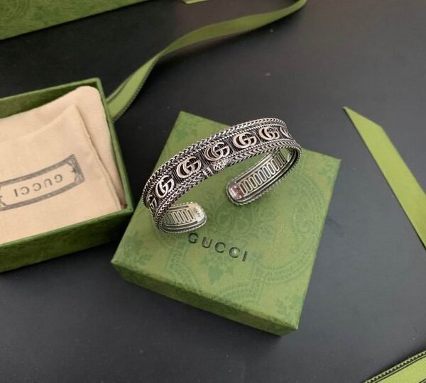 GUC BraceletsSUNGLASSES