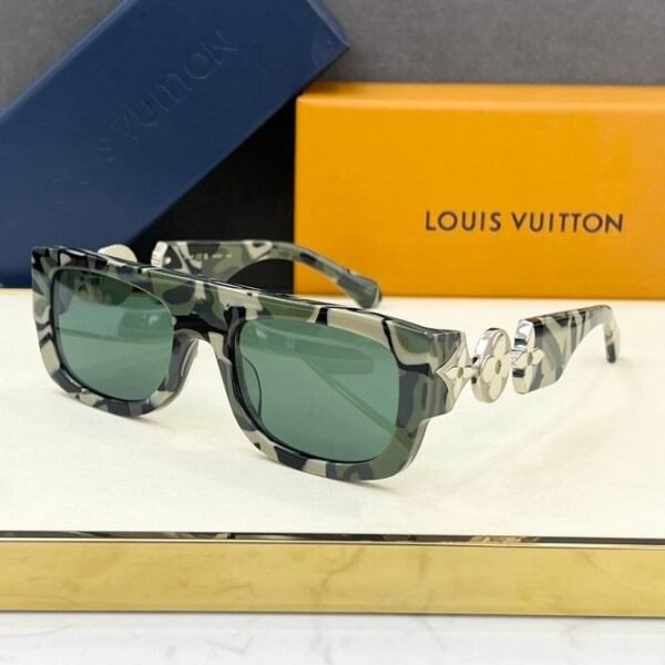 L X V SunglassesSUNGLASSES