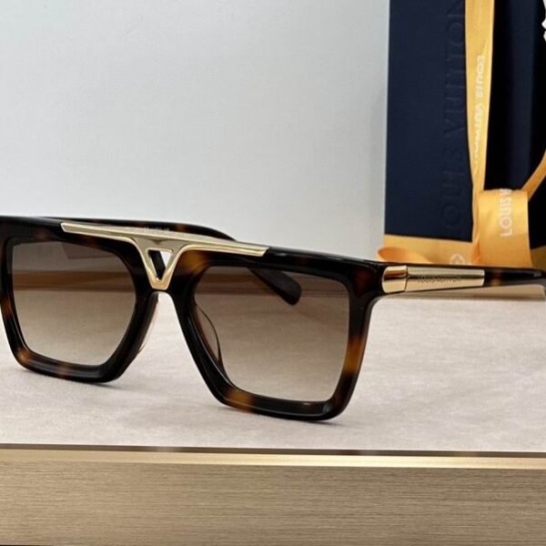 L X V SunglassesSUNGLASSES