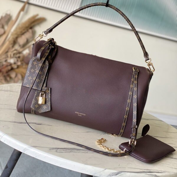 L X V travelling bag 40x20x25cm