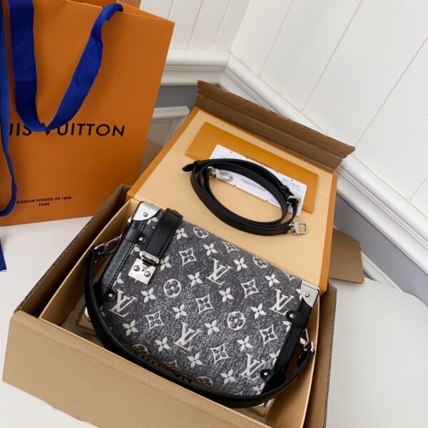 L X V SIDE TRUNK   M21460 SIZE:21*14*6m