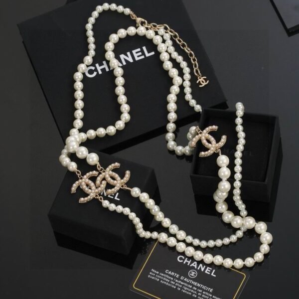 Chane NecklaceSUNGLASSES