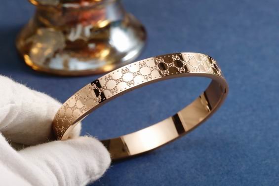 GUC BraceletsSUNGLASSES