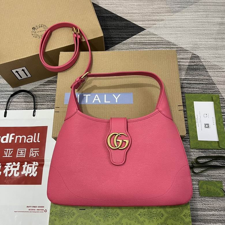 GUC Shoulder bag 39X38X2cm（Multiple colors）