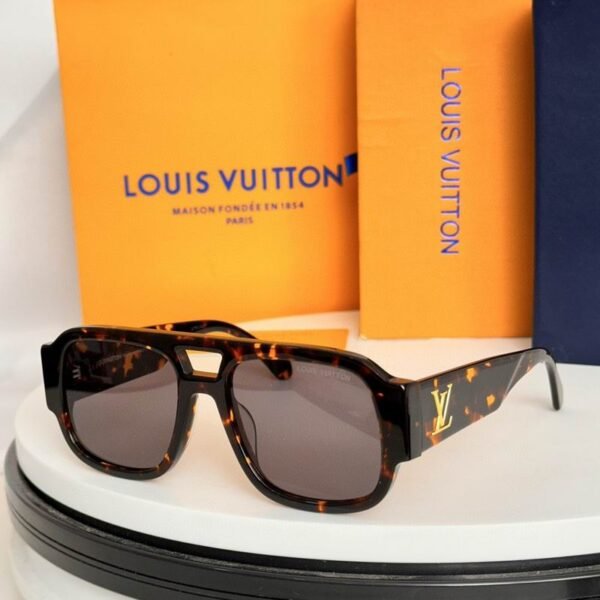 L X V SunglassesSUNGLASSES