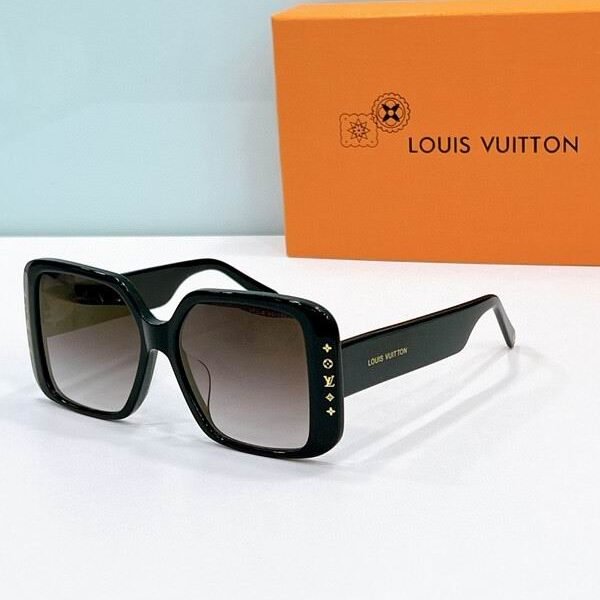 L X V SunglassesSUNGLASSES