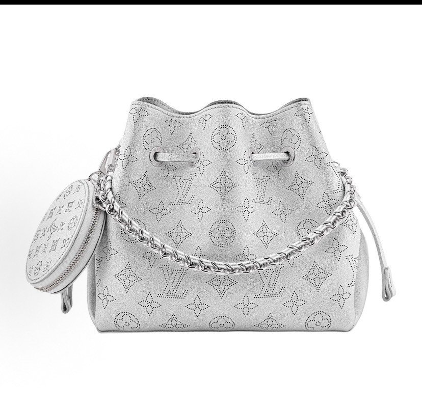 L X V Shoulder bag 22x14x19cm（Multiple colors）