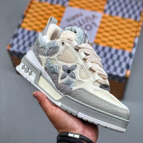 L X V RUNNER TATIC sneakersSUNGLASSES